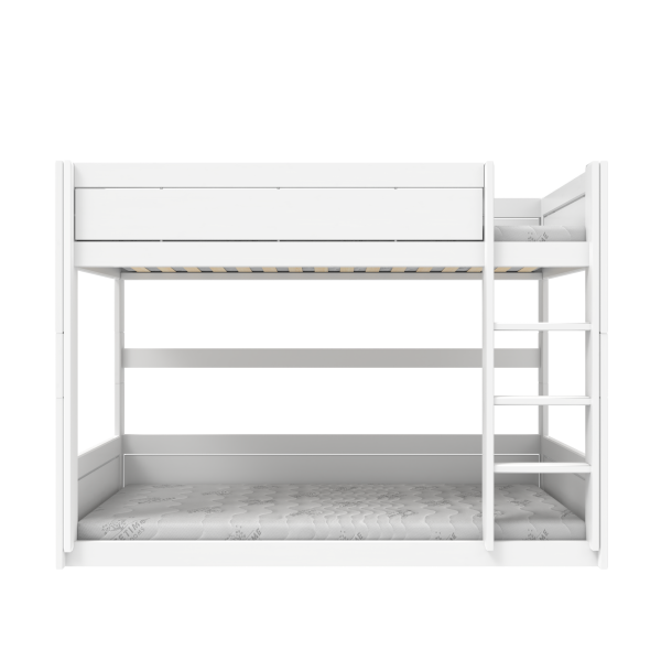 Low bunkbed with straight ladder