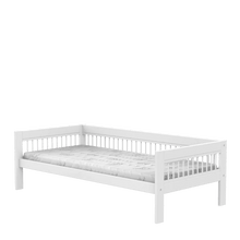 Carica l&#39;immagine nel visualizzatore di Gallery, LIFETIME Kidsrooms Bed Basic bed - Breeze
