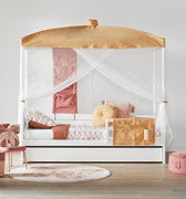 LIFETIME Kidsrooms Bed Four poster canopy bed