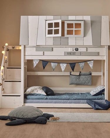 LIFETIME Kidsrooms Bed Low house bed - My Hangout