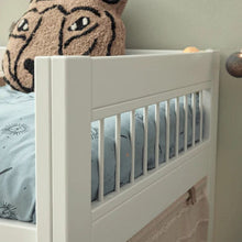 Lade das Bild in den Galerie-Viewer, LIFETIME Kidsrooms Bed Mid Sleeper Bed with ladder, 128 cm - Breeze
